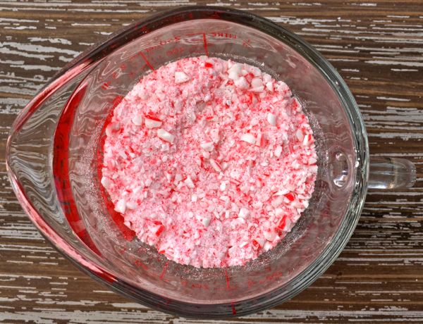 Peppermint Candy Cane Dip Recipe