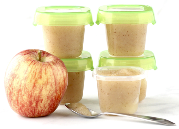 How to Make Homemade Applesauce for Baby