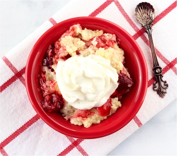 Crockpot Strawberry Cheesecake Dump Cake Recipe