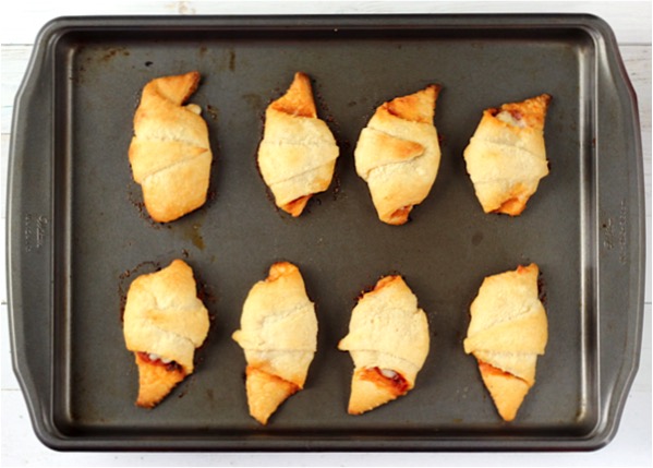 Pepperoni Pizza Crescent Rolls